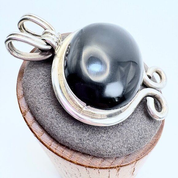 VTG Sterling Silver 925 Black Onyx Cabochon Scroll Design Pendant Size 2" Length - Picture 2 of 8